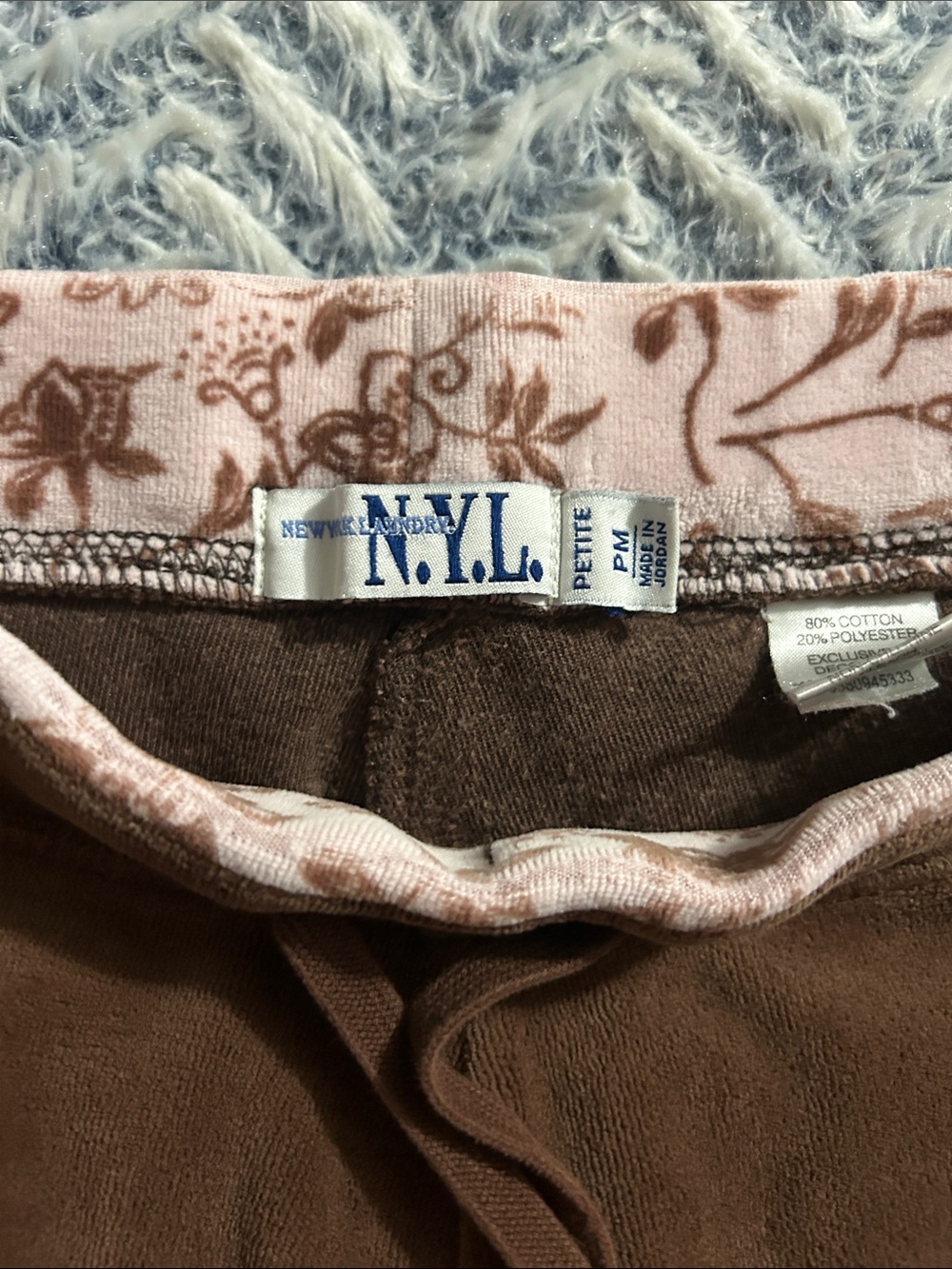 Women’s Leggings and Pants Lot - Black, Plum, Blue, Cream, Brown - Picture 11 of 12